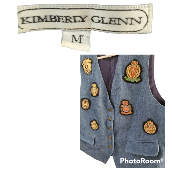 Woman's Vest - Picture 8 of 13